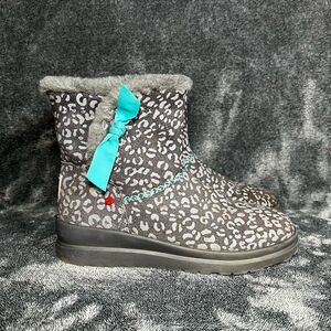 UGG I Heart Collection Girls Leopard Print Ankle Boots – Teal Bow Detail size 6